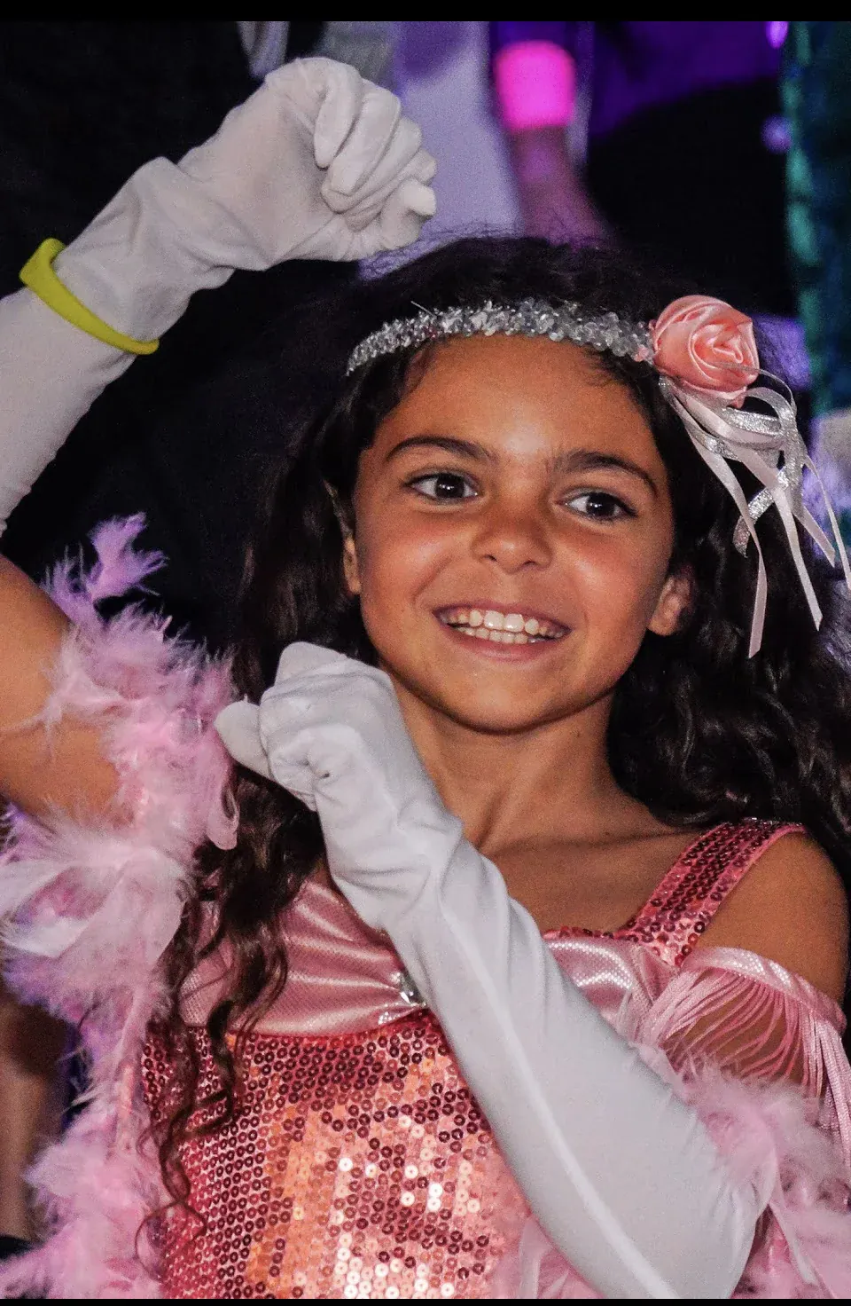 Alumna de Primaria durante una actuación
